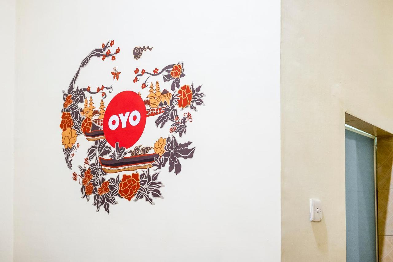 מדאן Oyo 723 Penginapan Nia Mandiri Syariah מראה חיצוני תמונה
