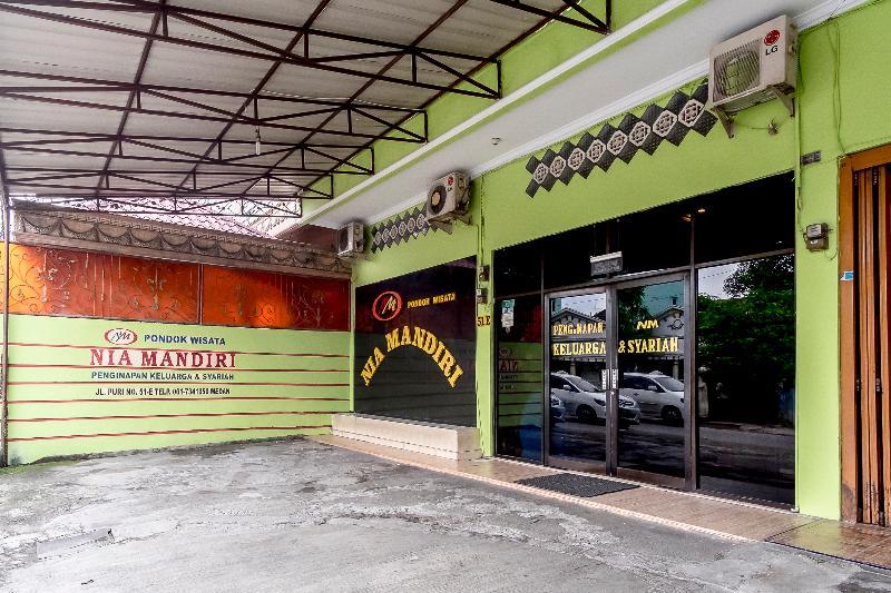 מדאן Oyo 723 Penginapan Nia Mandiri Syariah מראה חיצוני תמונה
